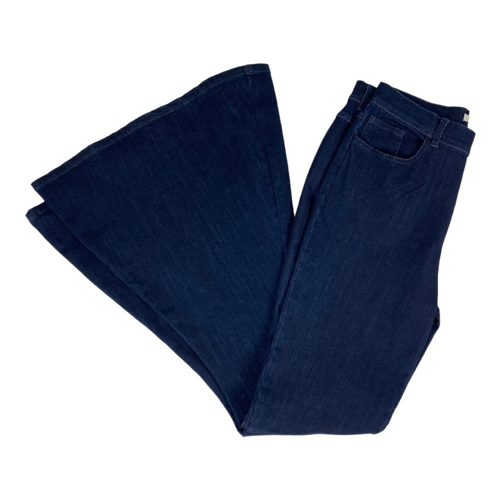 Haute Hippie Fit & Flare Bell Bottom Jeans in Dark Denim Wash - NEW - Picture 3 of 16